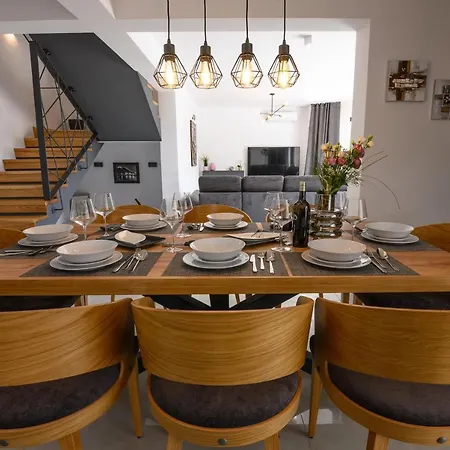 Villa B4 Dubrava (Sibenik-Knin)