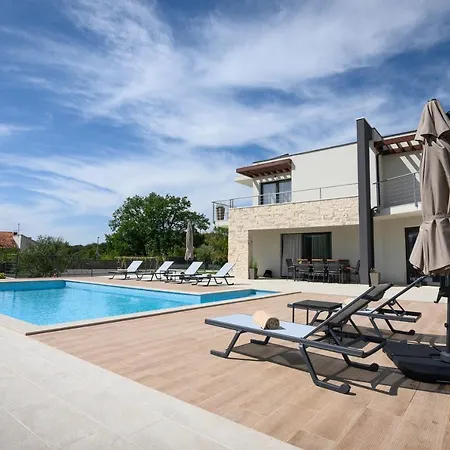 B4 * Dubrava (Sibenik-Knin)