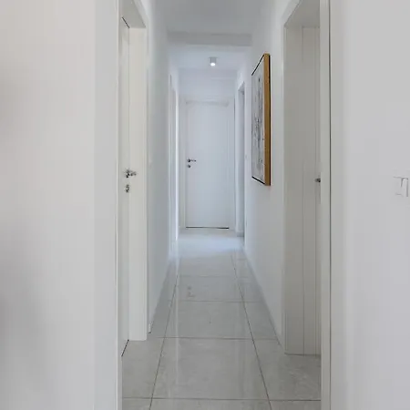Villa B4 *