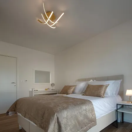 Villa B4 Dubrava (Sibenik-Knin)